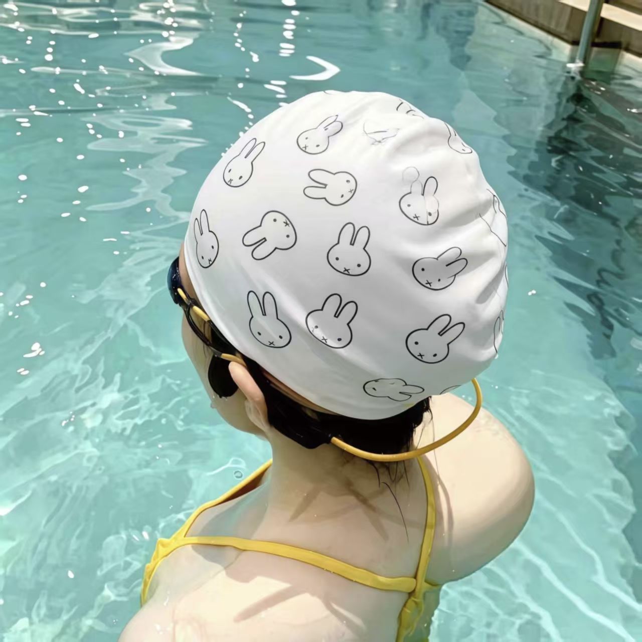 Uroczy czepek pływacki dla dzi – Swim Cap Silicone recenzja i cena